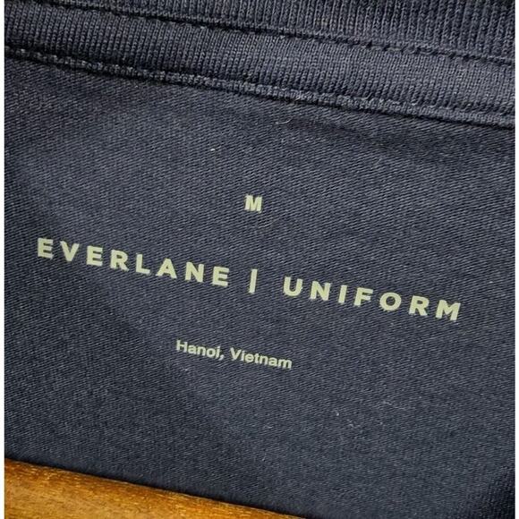 Everlane T Shirt Mens Medium Blue Short Sleeve V Neck Organic Tee Uniform - Picture 2 of 10